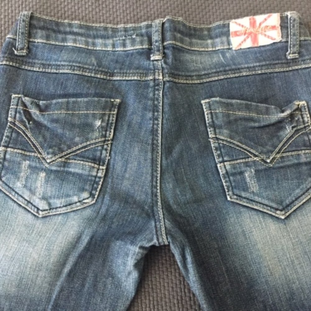 Distressed Machine Jeans - Picture 5 of 5
